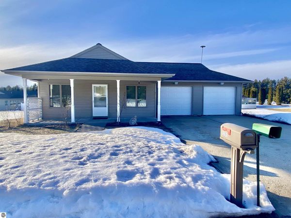 9391 Chippewa Drive NE, Unit 21, Mancelona, MI 49659