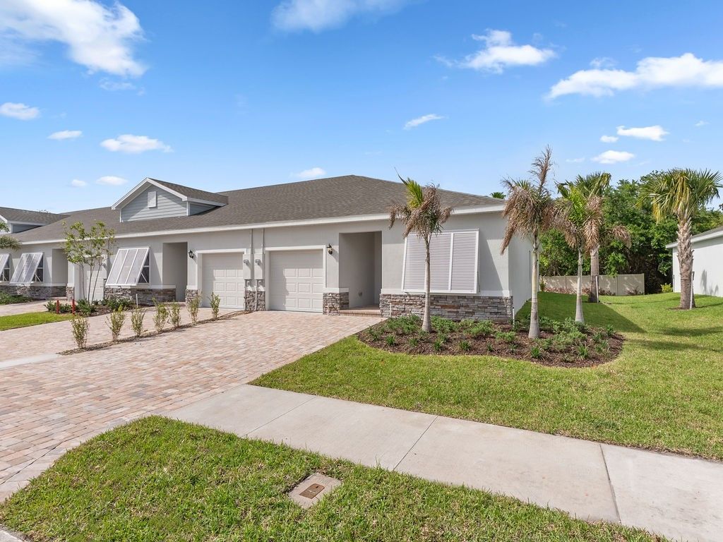 8953 Orchid Reserve Circle, Sebastian, FL 32967 Photo