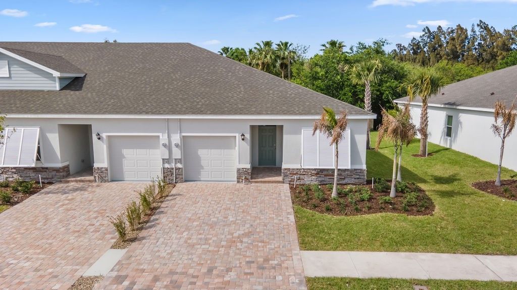 8953 Orchid Reserve Circle, Sebastian, FL 32967 Photo