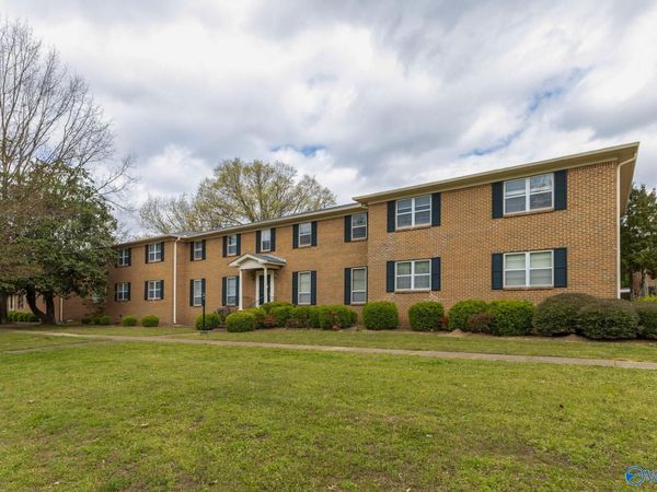 1206 Willowbrook Drive SE, Unit D, Huntsville, AL 35802