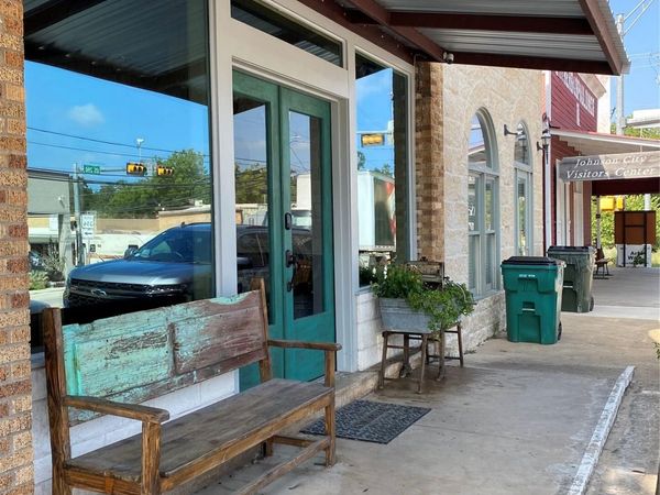 104 E Main ST, Johnson City, TX 78636