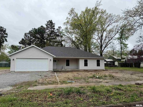 635 ANDERSON Street, Carterville, IL 62918
