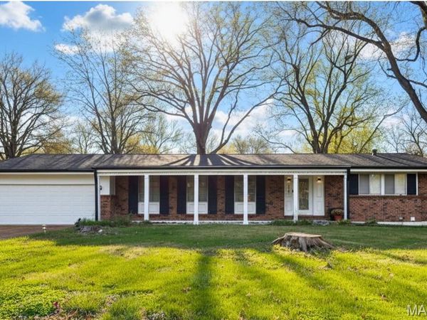 1525 Bayonne Drive , Spanish Lake, MO 63138