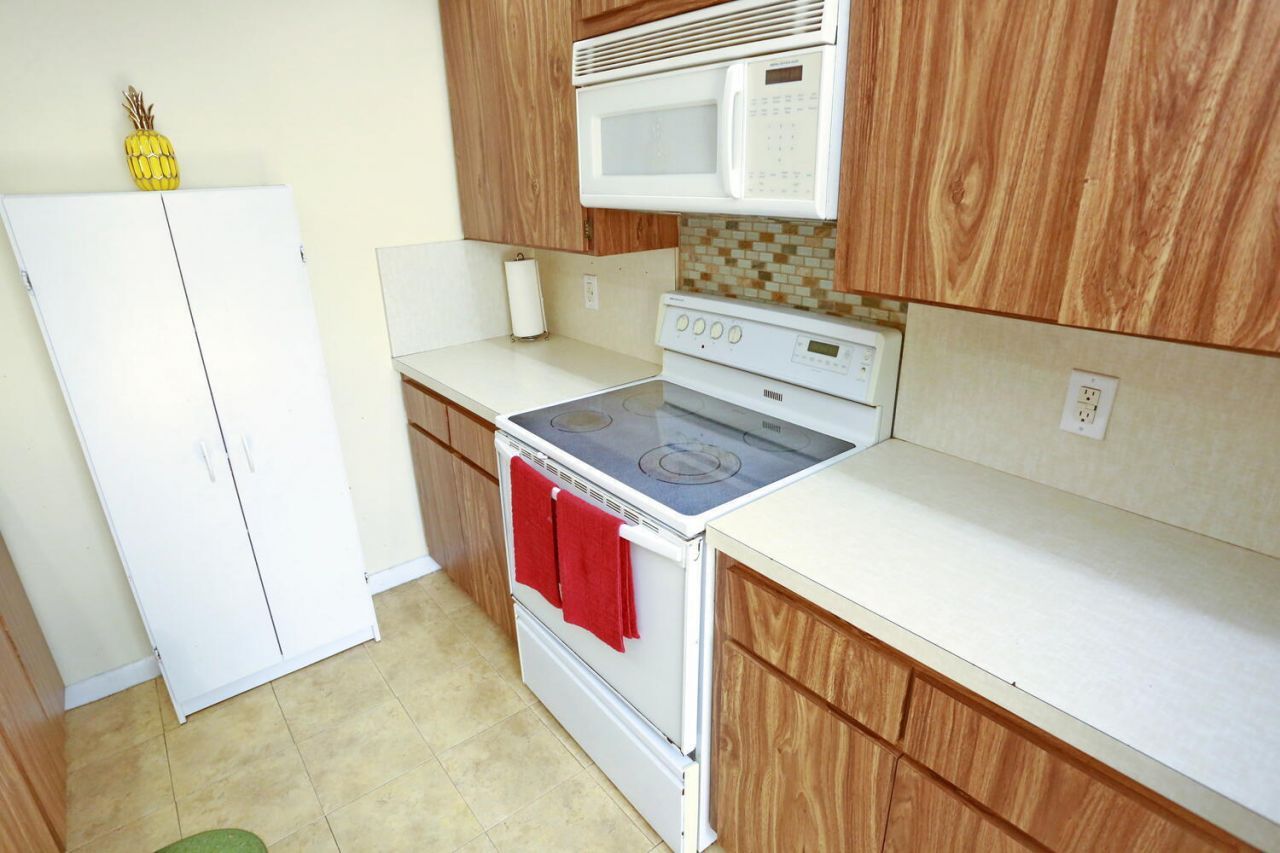 325 3rd Way, West Palm Beach, FL 33407 Photo