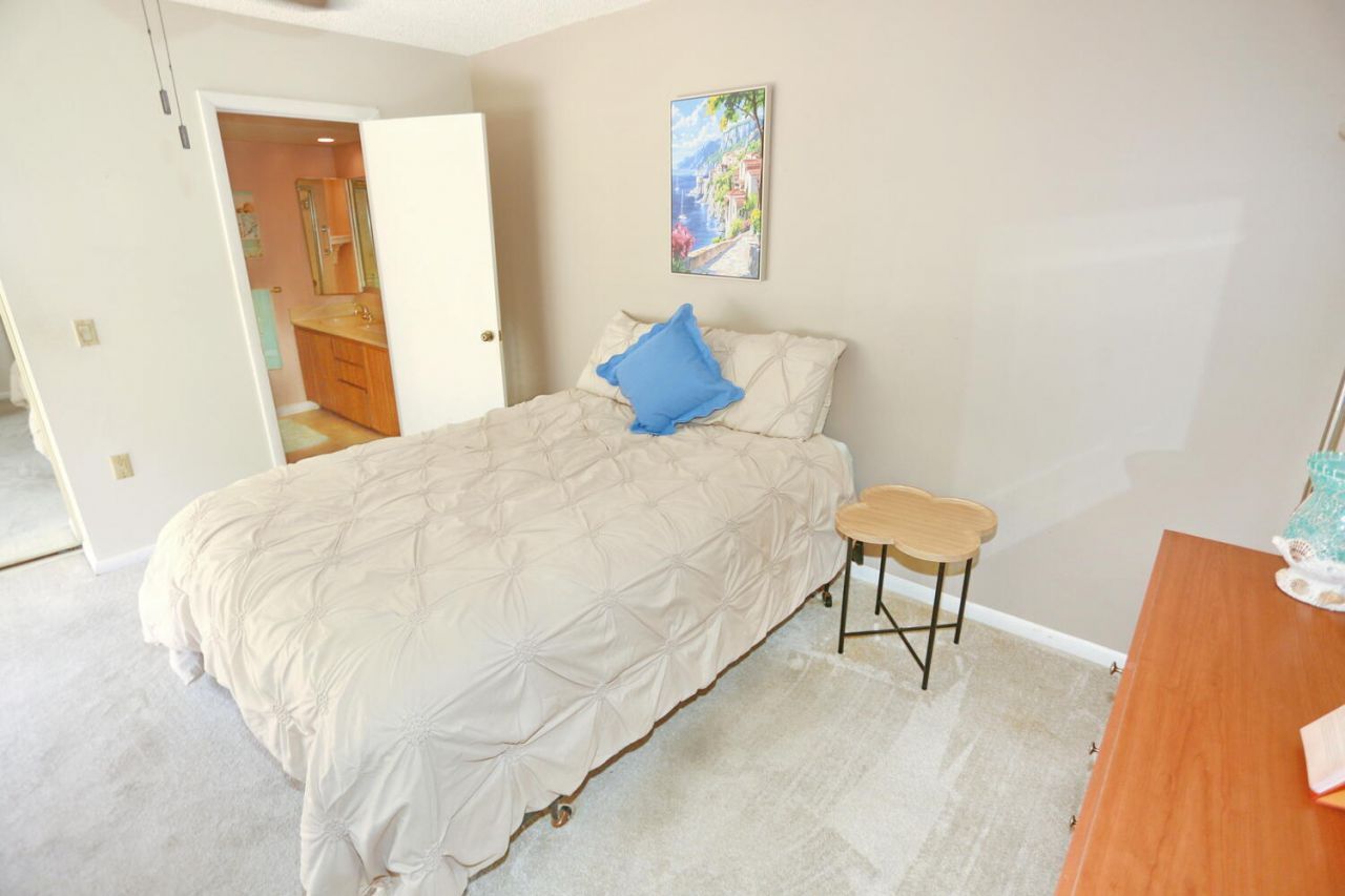 325 3rd Way, West Palm Beach, FL 33407 Photo