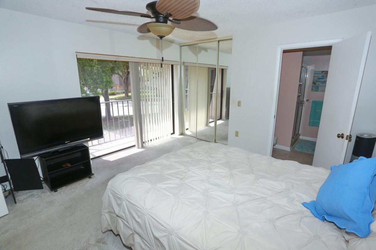 325 3rd Way, West Palm Beach, FL 33407 Photo