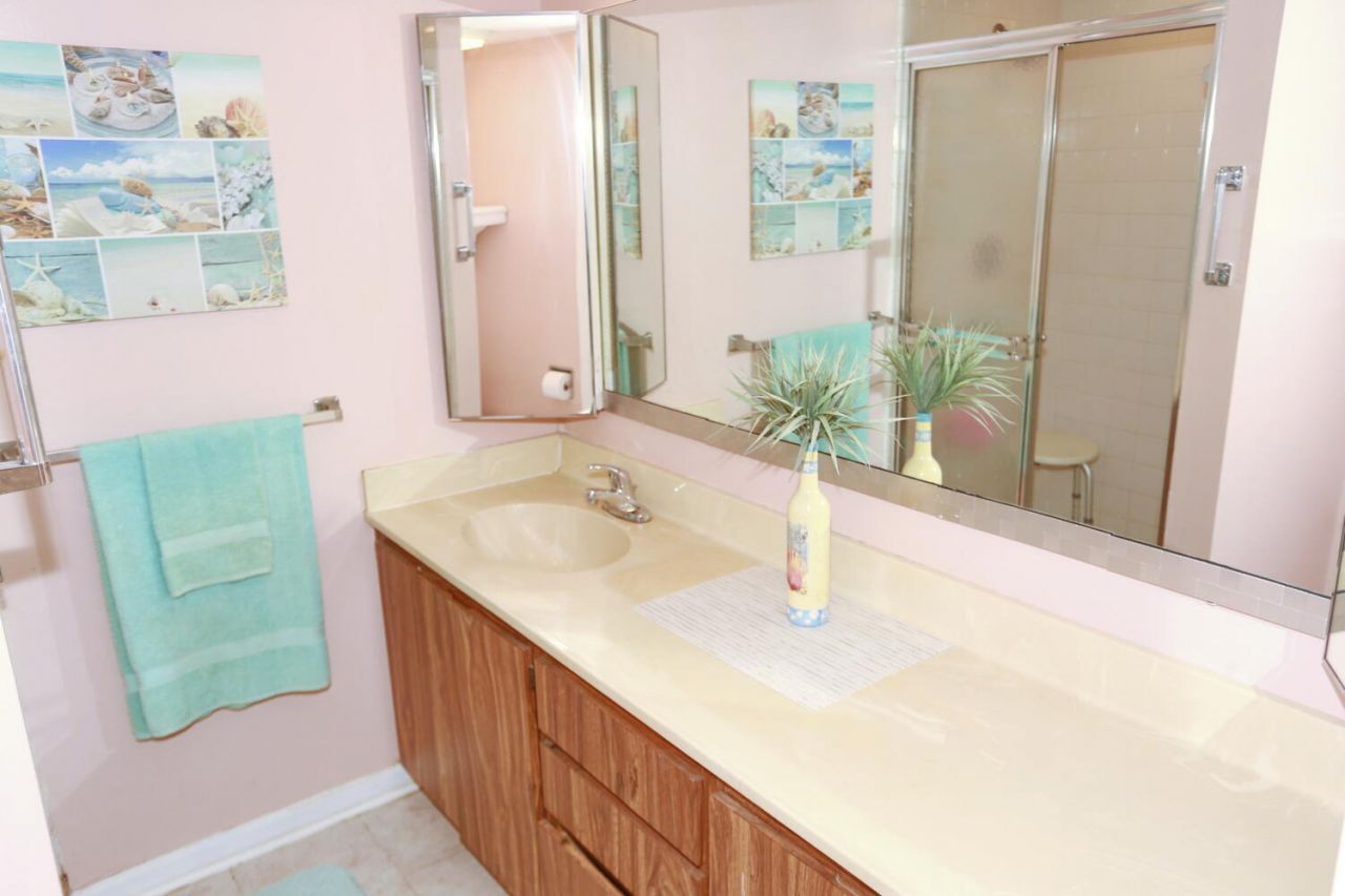 325 3rd Way, West Palm Beach, FL 33407 Photo