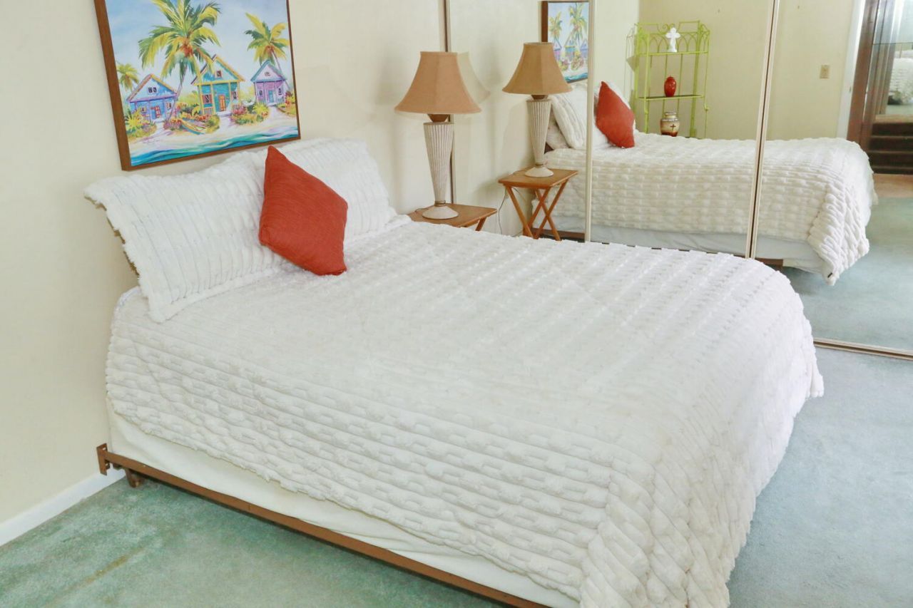 325 3rd Way, West Palm Beach, FL 33407 Photo