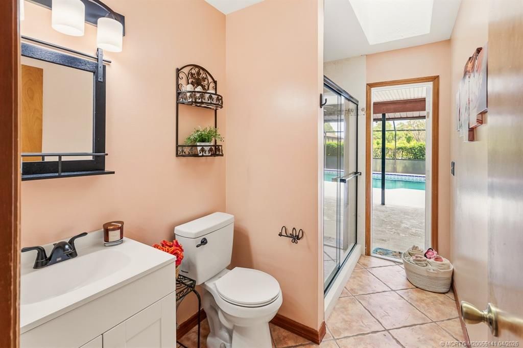 992 SE Thornhill Drive, Port Saint Lucie, FL 34983 Photo