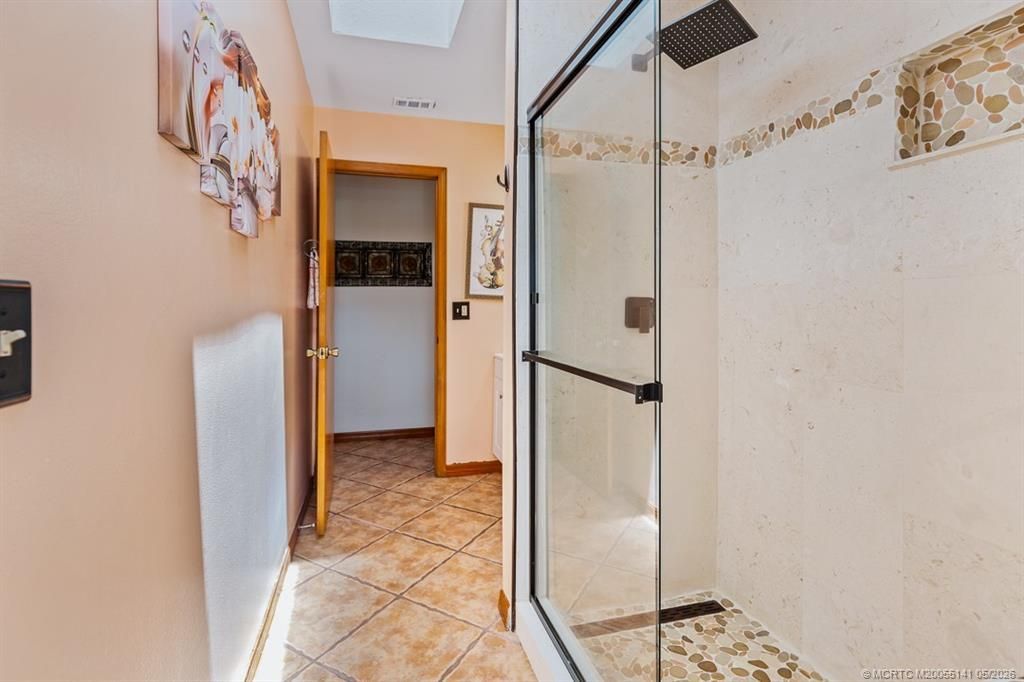 992 SE Thornhill Drive, Port Saint Lucie, FL 34983 Photo
