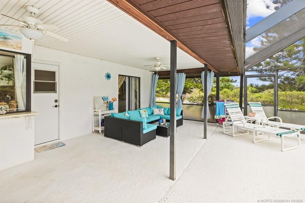 992 SE Thornhill Drive, Port Saint Lucie, FL 34983 Photo