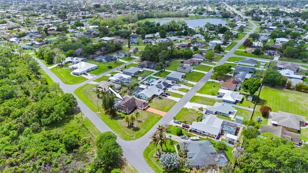 992 SE Thornhill Drive, Port Saint Lucie, FL 34983 Photo