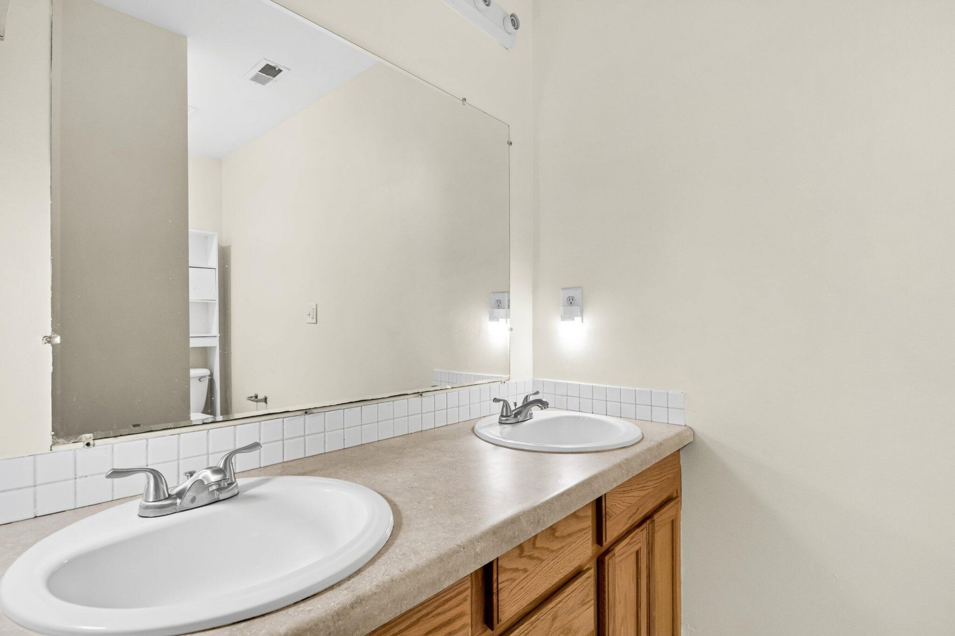 2919 Fernwood Drive Photo 16