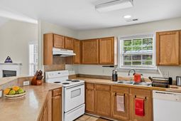 2919 Fernwood Drive photo 4