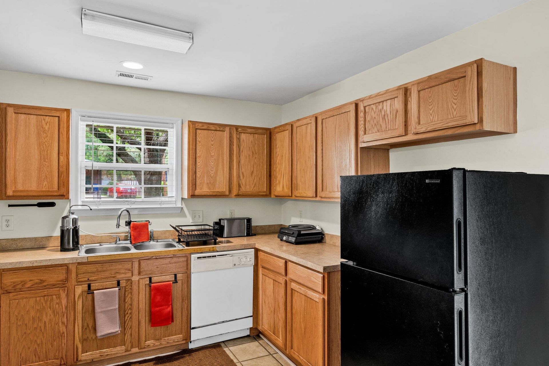 2919 Fernwood Drive Photo 3