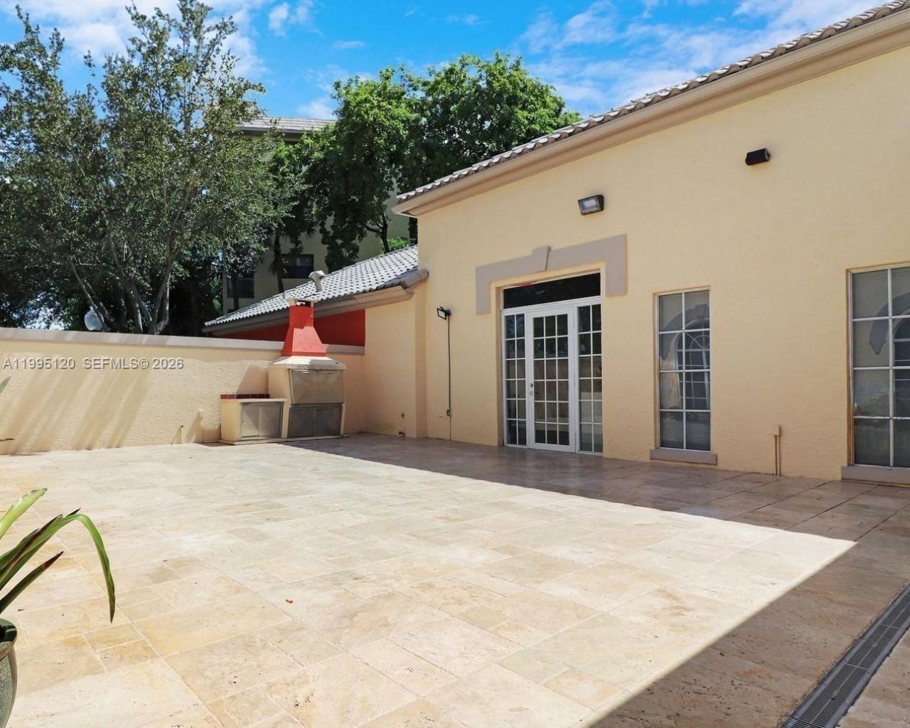 8180 Geneva Ct , Unit 419, Doral, FL 33166 Photo