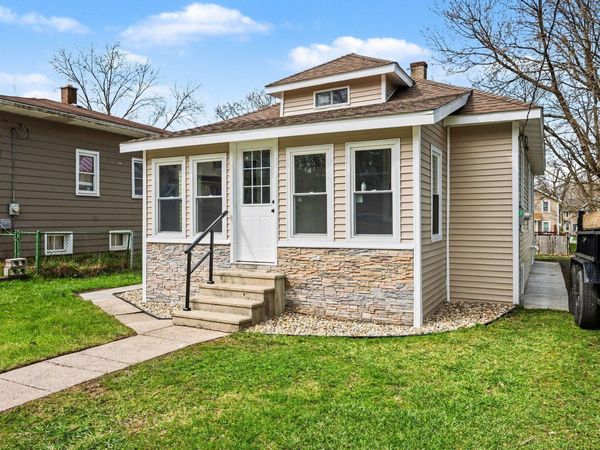 1215 Palmer Avenue, Kalamazoo, MI 49001