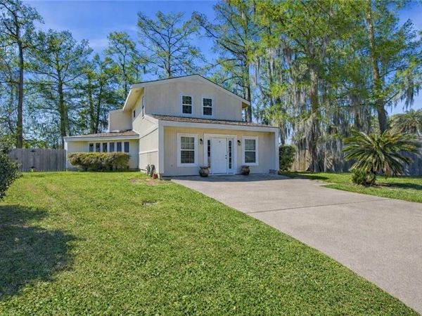 17 WAVERLY Place, Destrehan, LA 70047