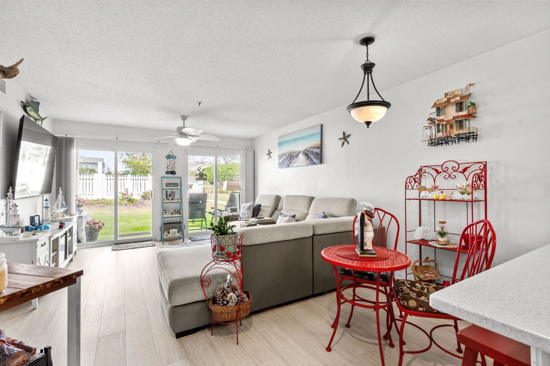 1100 Possum Trot Rd. Photo 6