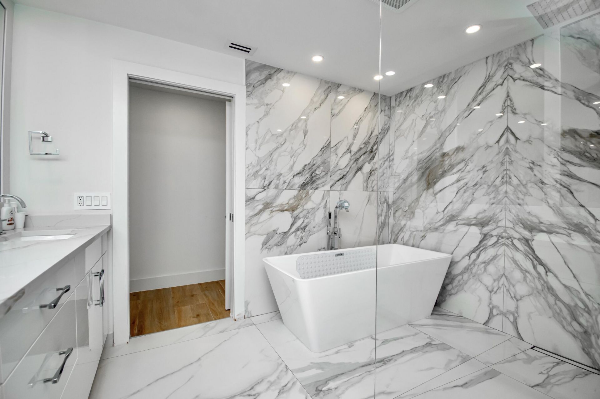 7484 Malibu Crescent, Boca Raton, FL 33433 Photo