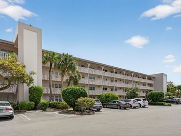 3306 Aruba Way, Unit E3, Coconut Creek, FL 33066