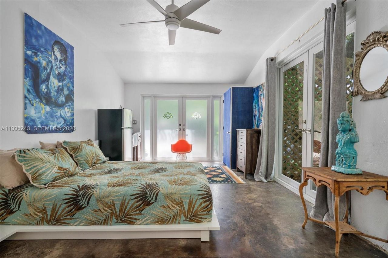 2951 Jefferson Street, Miami, FL 33133 Photo