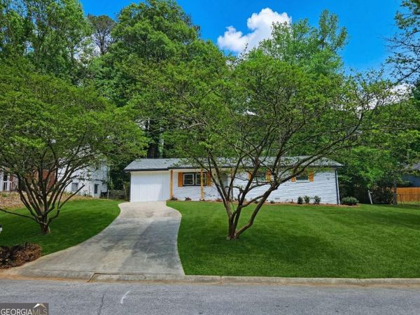 2450 Elkhorn Drive, Decatur, GA 30034