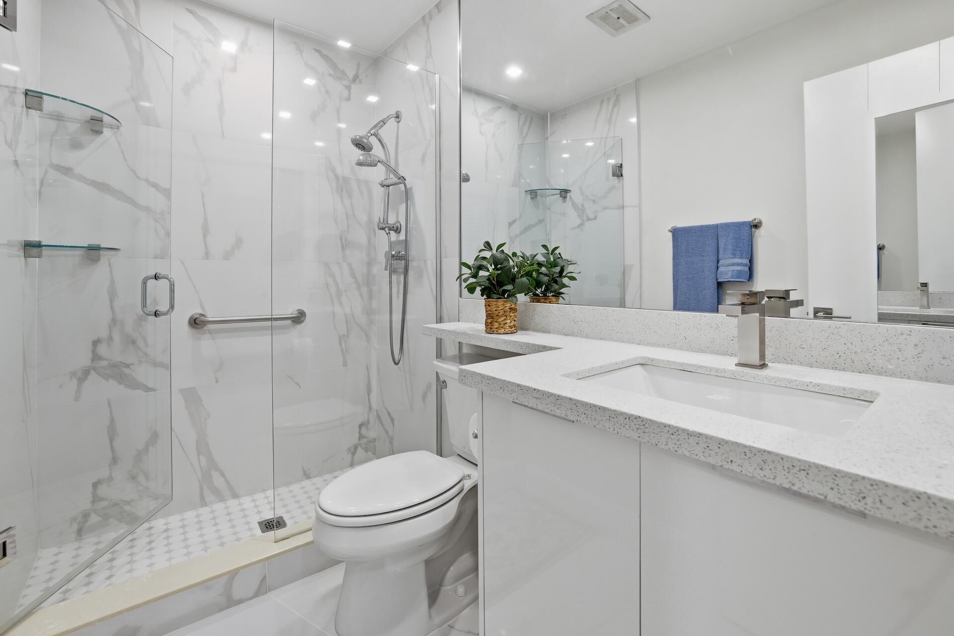 644 Marlboro Oval, Lake Worth, FL 33467 Photo