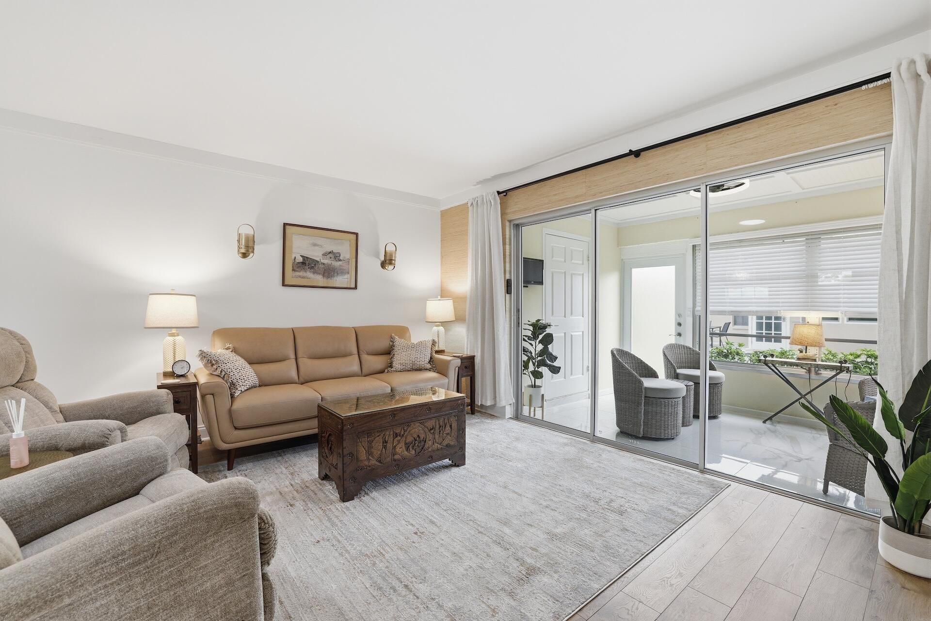 644 Marlboro Oval, Lake Worth, FL 33467 Photo