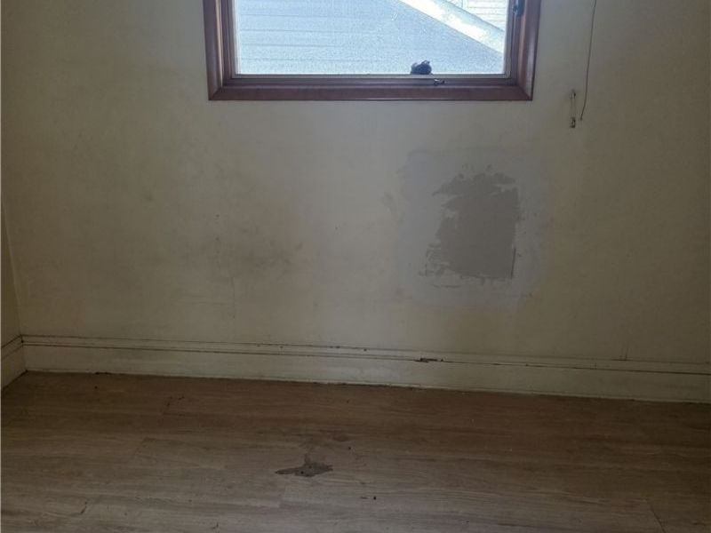 3660 E 76th Street, Cleveland, OH 44105 Photo 6