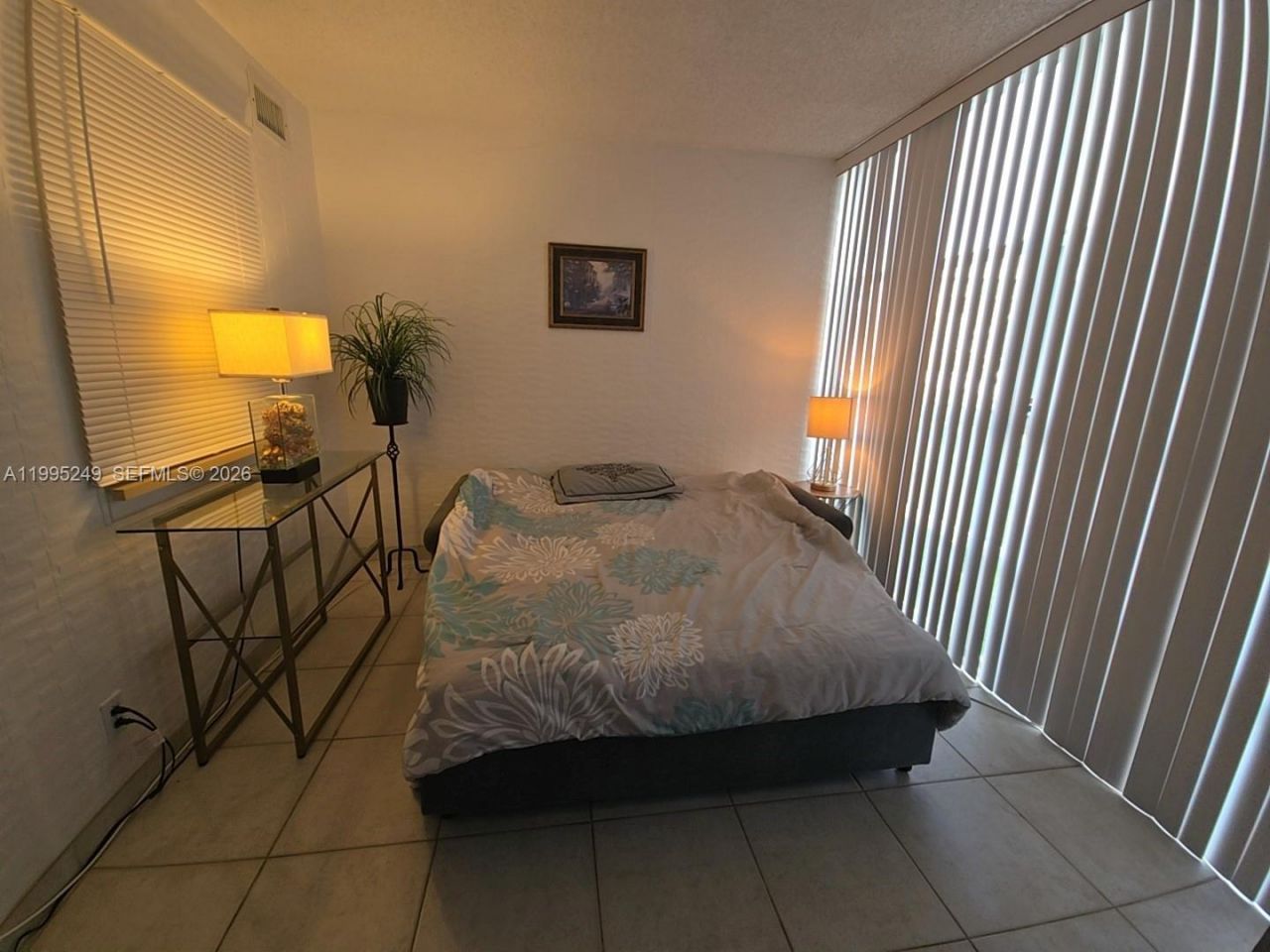 601 Three Islands Blvd, Unit 107, Hallandale Beach, FL 33009 Photo