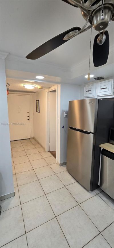 601 Three Islands Blvd, Unit 107, Hallandale Beach, FL 33009 Photo