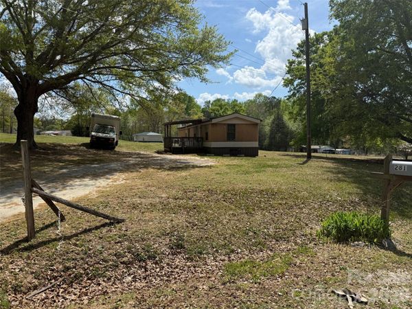 281 Phillips Drive , Forest City, NC 28043