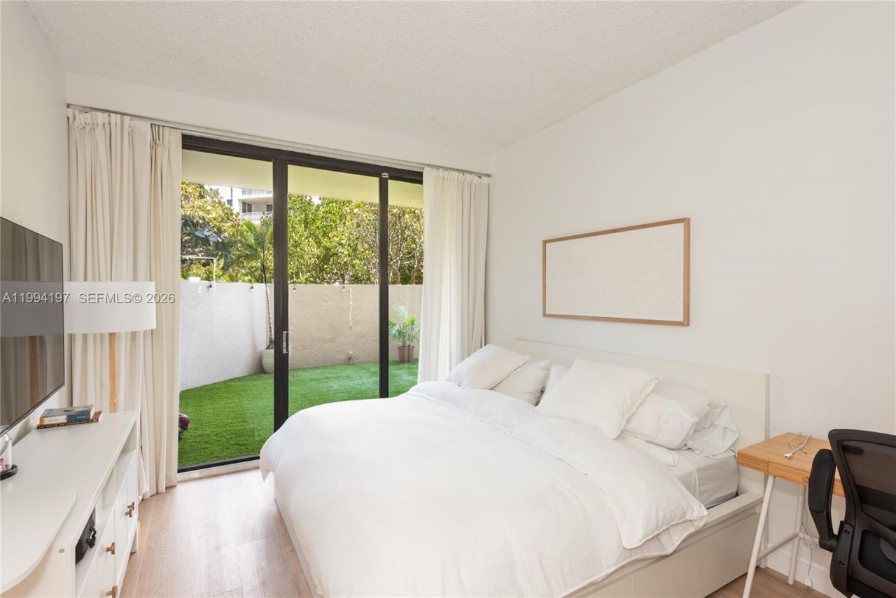 251 Crandon Blvd, Unit 141, Key Biscayne, FL 33149 Photo