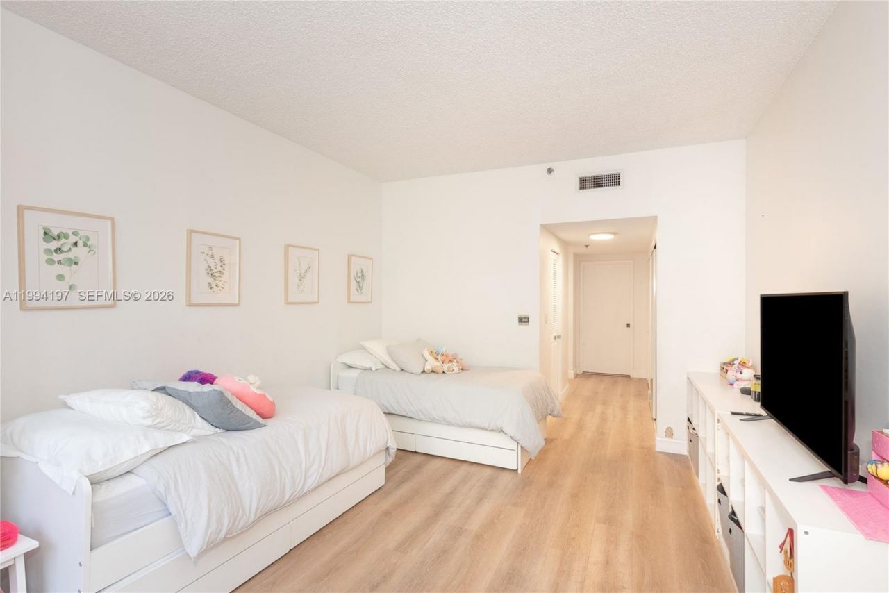 251 Crandon Blvd, Unit 141, Key Biscayne, FL 33149 Photo