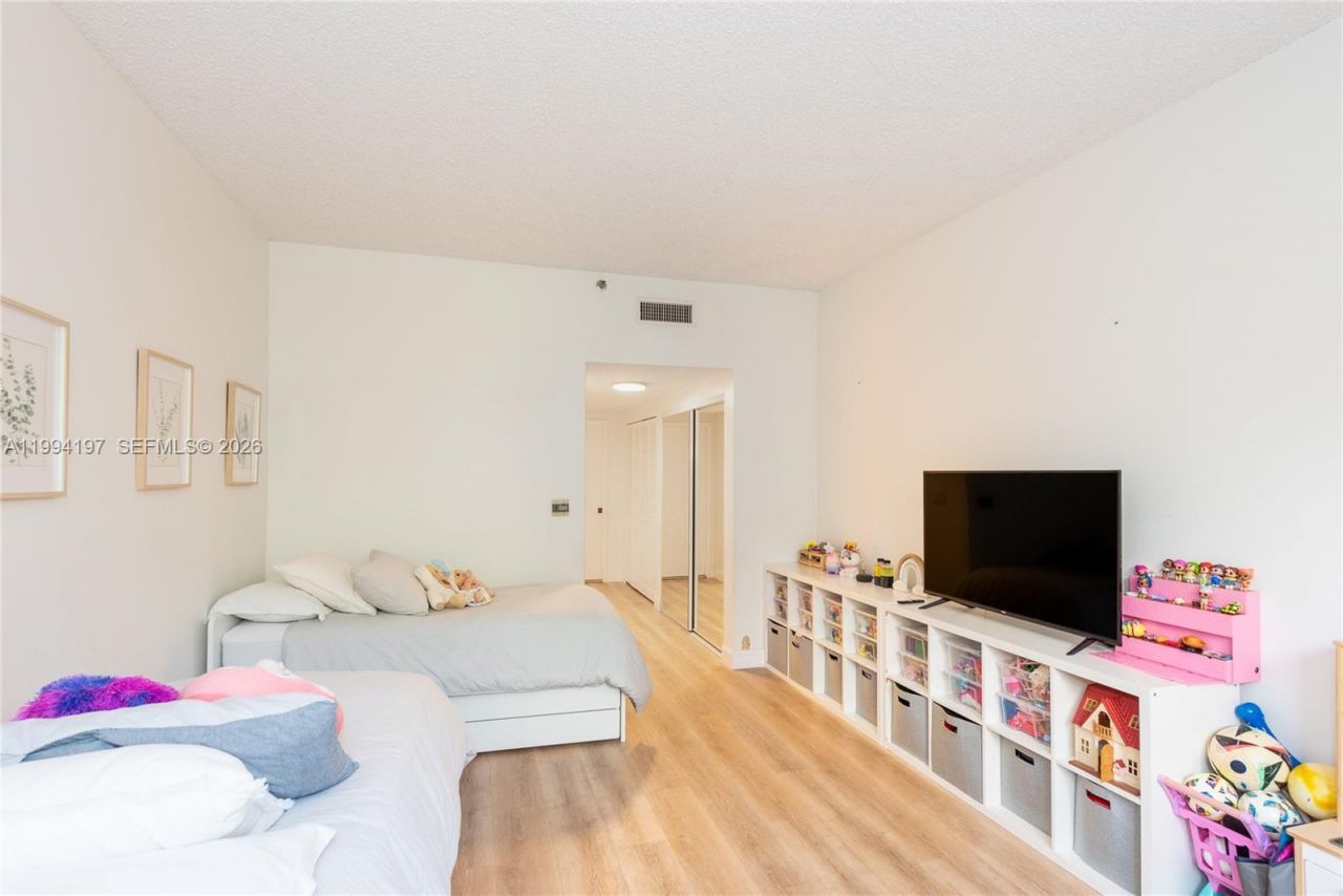 251 Crandon Blvd, Unit 141, Key Biscayne, FL 33149 Photo
