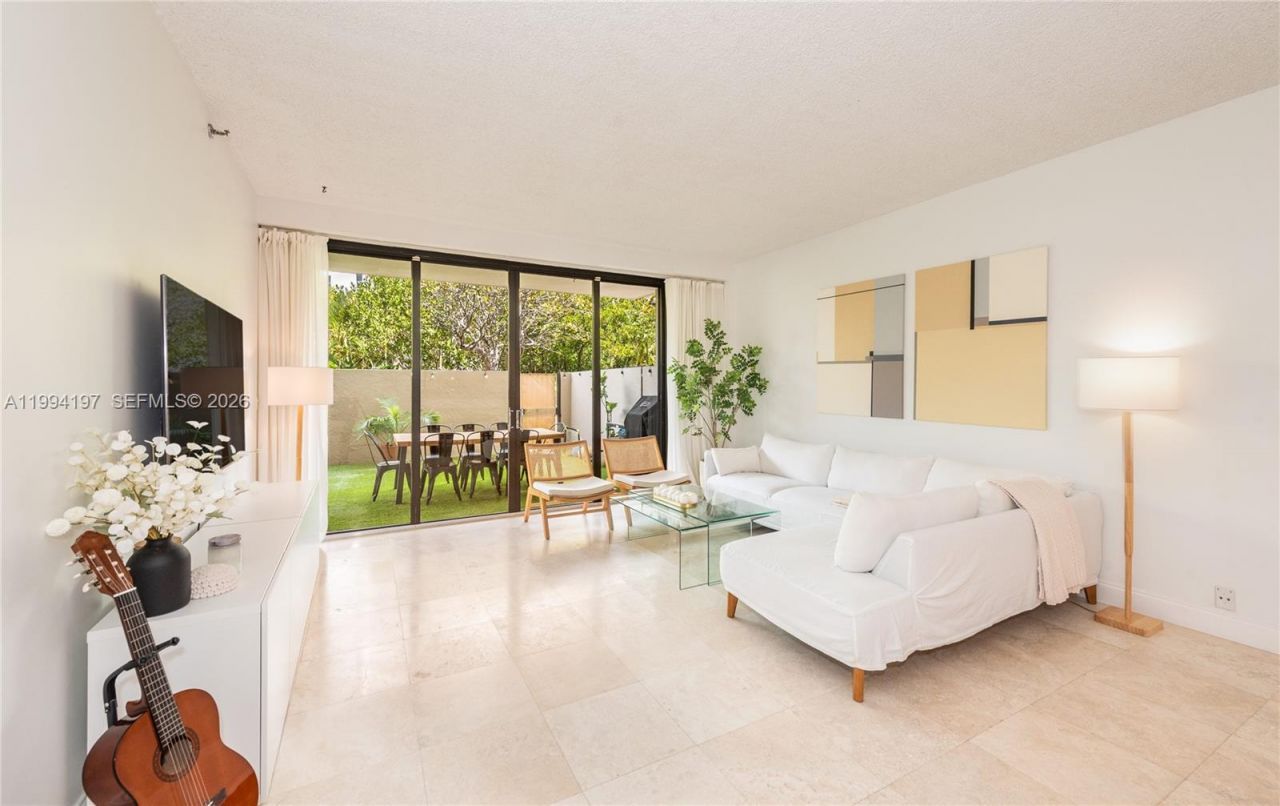 251 Crandon Blvd, Unit 141, Key Biscayne, FL 33149 Photo