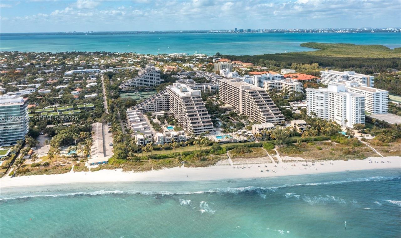 251 Crandon Blvd, Unit 141, Key Biscayne, FL 33149 Photo