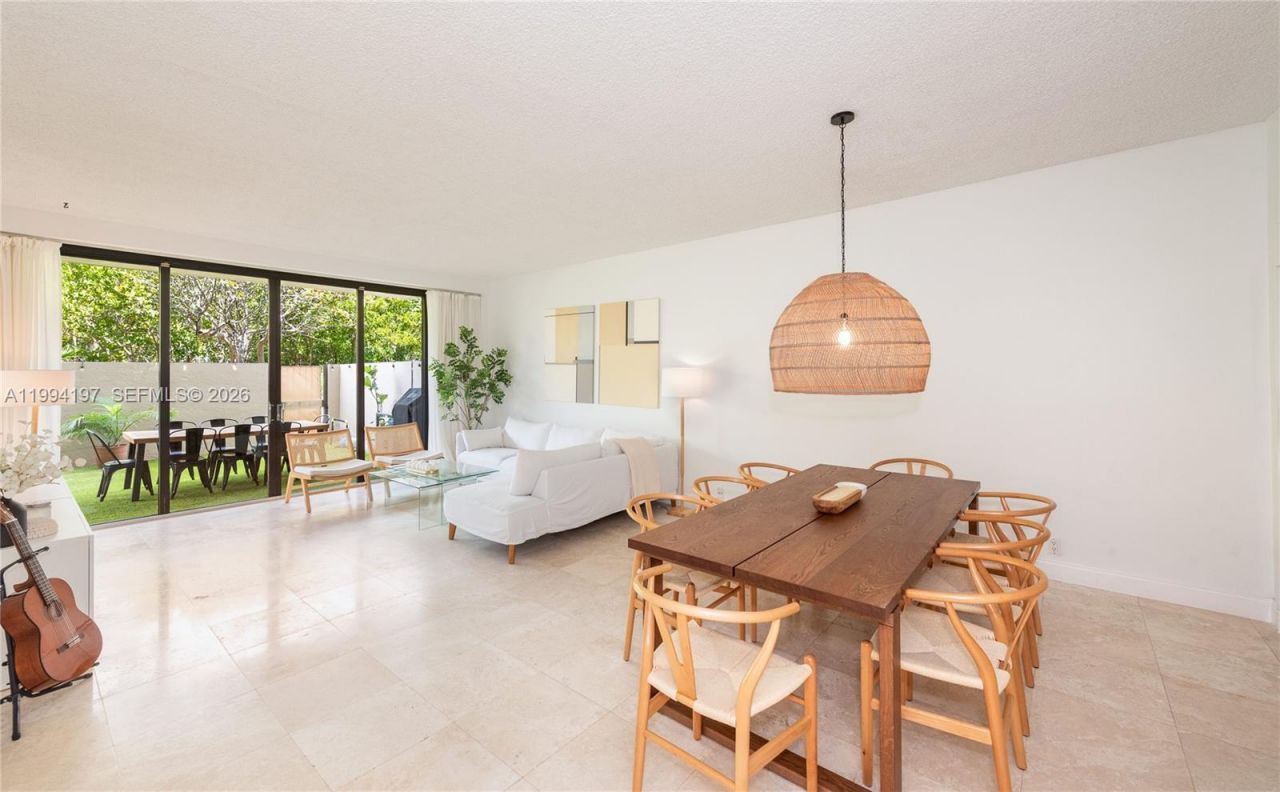 251 Crandon Blvd, Unit 141, Key Biscayne, FL 33149 Photo