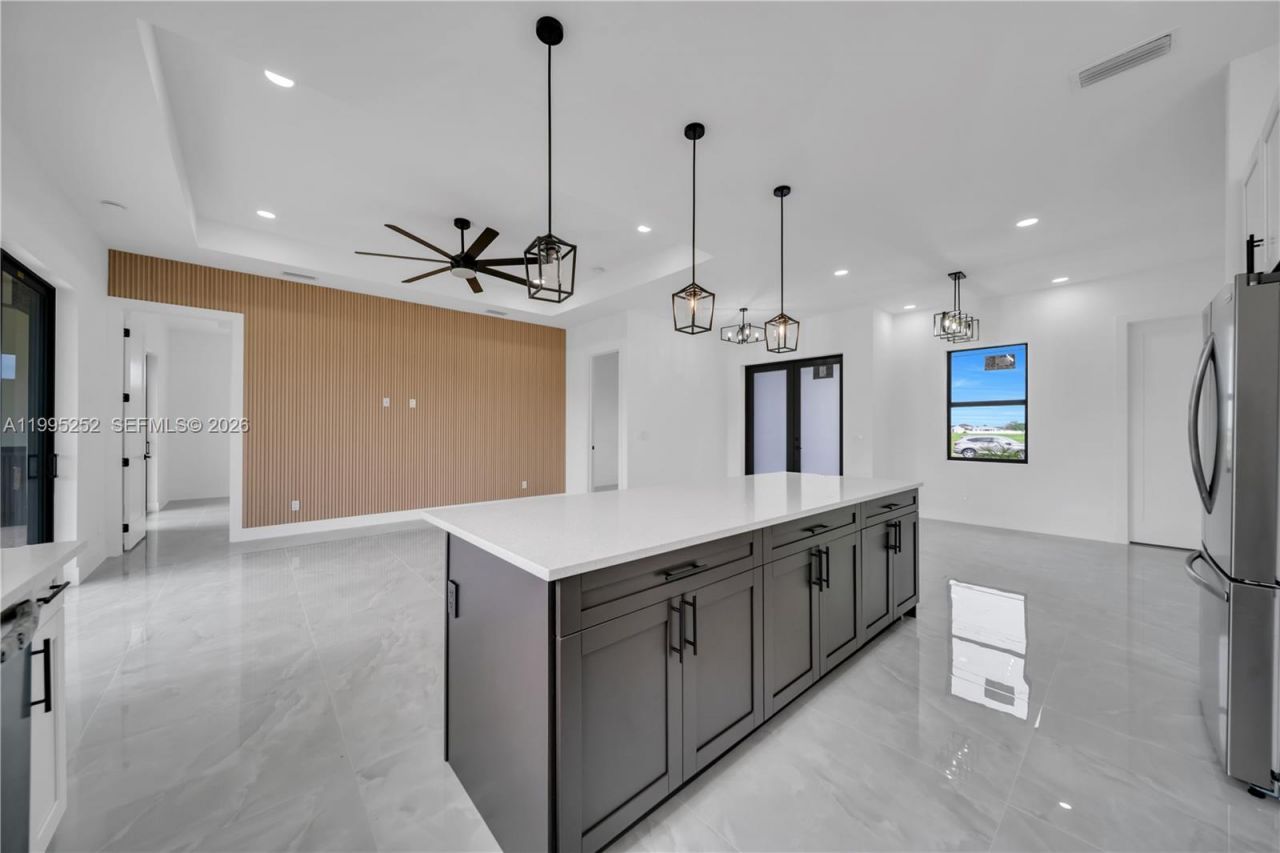 2720 Santa Barbara Blvd N, Cape Coral, FL 33993 Photo