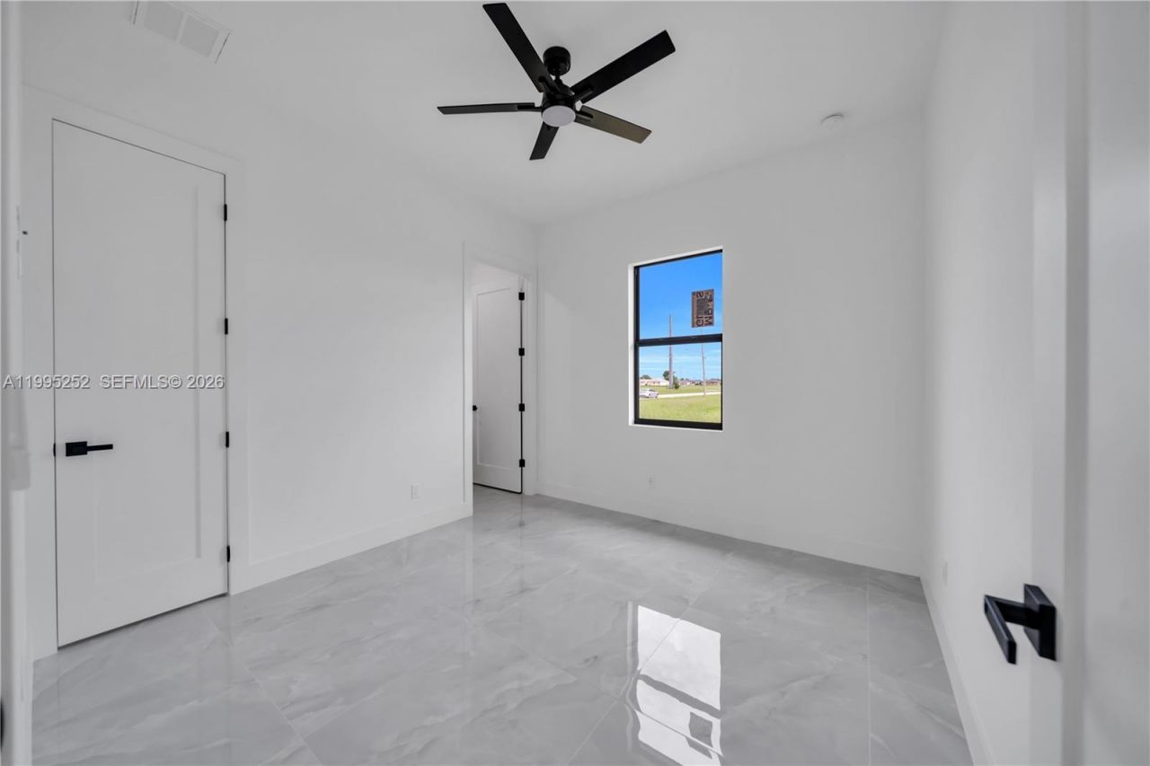 2720 Santa Barbara Blvd N, Cape Coral, FL 33993 Photo