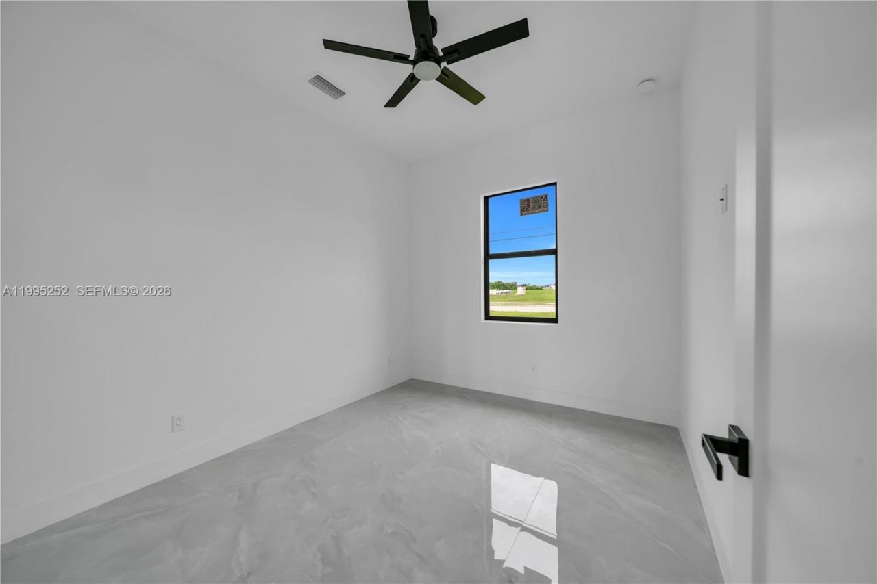 2720 Santa Barbara Blvd N, Cape Coral, FL 33993 Photo