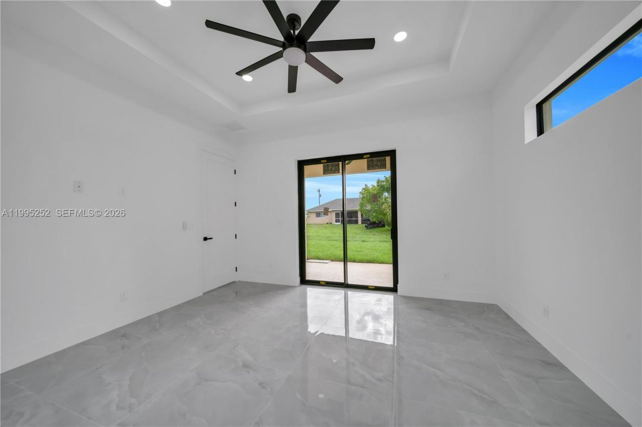 2720 Santa Barbara Blvd N, Cape Coral, FL 33993 Photo