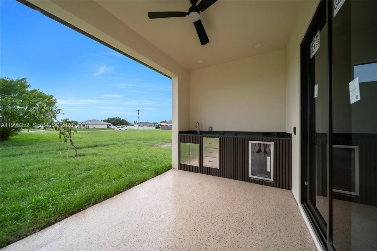 2720 Santa Barbara Blvd N, Cape Coral, FL 33993 Photo