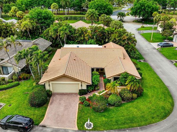 6839 Villas Drive S, Boca Raton, FL 33433