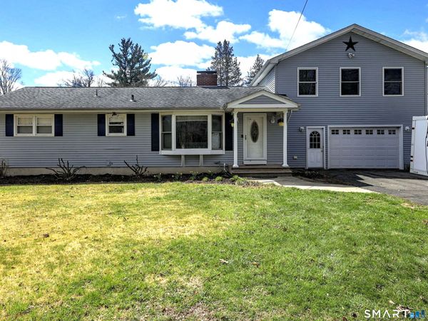 4 Fairview, Woodbridge, CT 06525