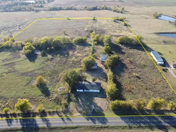 6957 FM100, Honey Grove, TX 75446