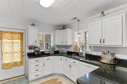 519 3rd Ave. S photo 4