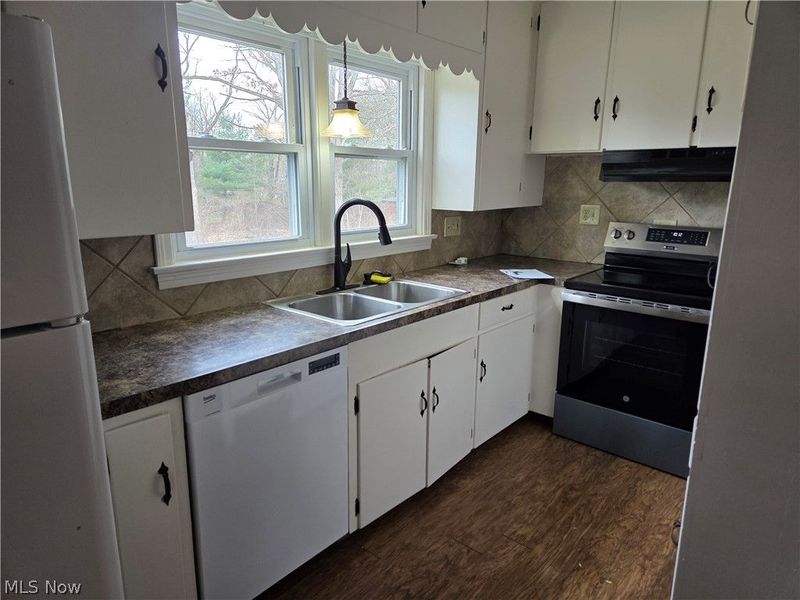 3976 Faircrest Street SW, Canton, OH 44706 Photo 10