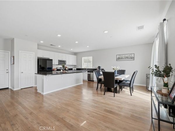 581 Pooish, San Jacinto, CA 92582